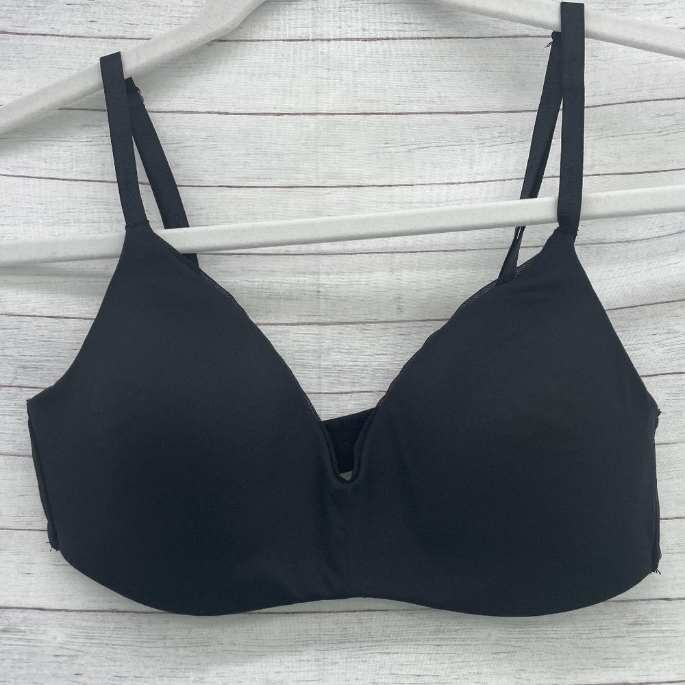 Calvin Klein Womens Size Small S Bra Black Wireless Lined Adjustable Seamless